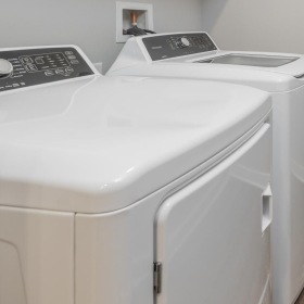 a white washing machine